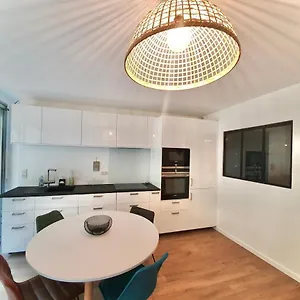 https://appartement-rsidence-le-goulvars-plage-du-goviro.inbrittany.com